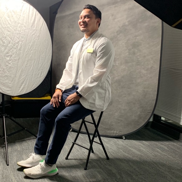 Meet your Posher, Peter - Picture 1 of 1